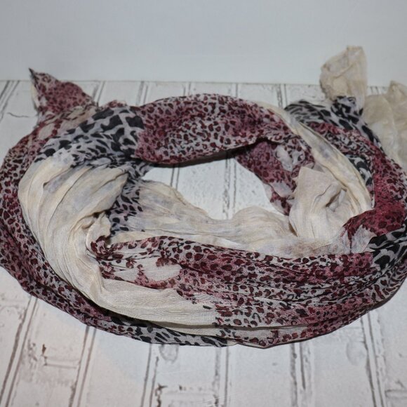 🐾 Pink Animal Print & Cream Scarf – 42" × 63" Statement Size · Soft Drape · - Picture 1 of 4
